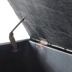 Panca contenitore trapuntata con gambe in legno