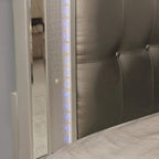 Letto imbottito moderno con pannello trapuntato a LED