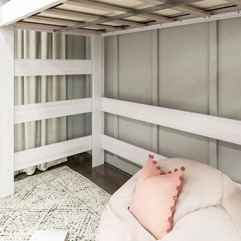 Letto alto a soppalco matrimoniale con scrivania in stile rustico
